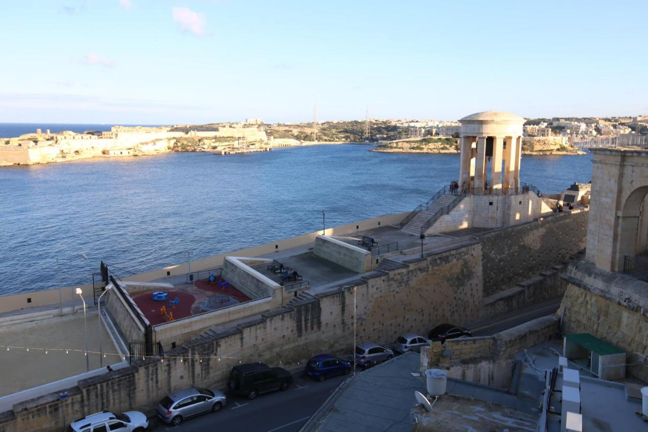 Valletta Harbour View Bilik gambar